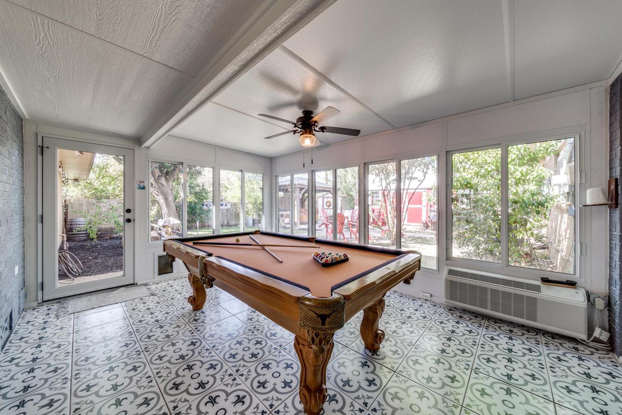 Charming Pet Friendly 4 Bdrm Home Mins To Main St And Wineries Фредериксбург Екстериор снимка