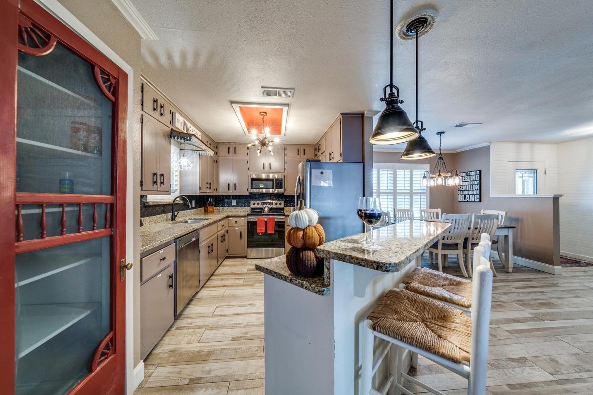 Charming Pet Friendly 4 Bdrm Home Mins To Main St And Wineries Фредериксбург Екстериор снимка