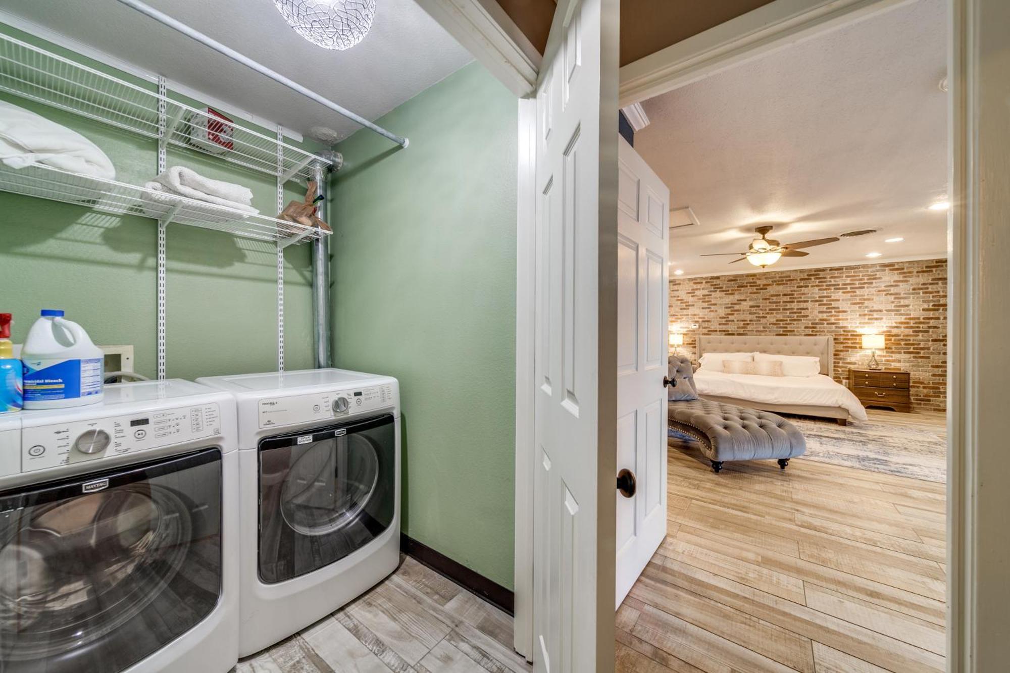 Charming Pet Friendly 4 Bdrm Home Mins To Main St And Wineries Фредериксбург Екстериор снимка